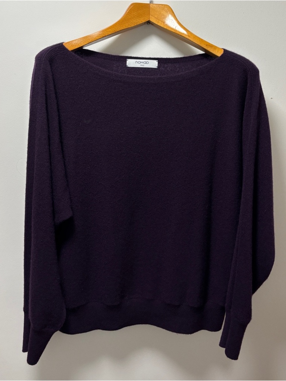Cashmere 100% Plum Boatneck Sweater